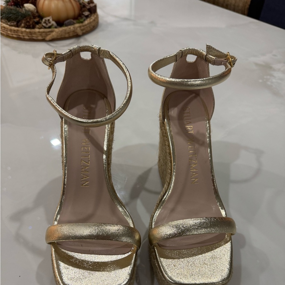 Stuart Weitzman Metallic Gold Heels